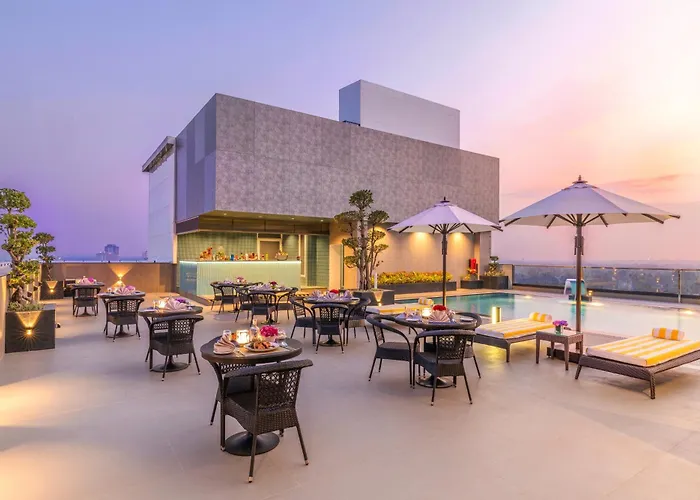 Vivanta Kochi, Aluva