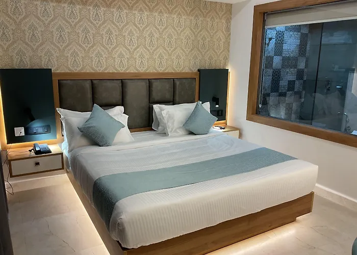 Aurora Hotels And Resorts